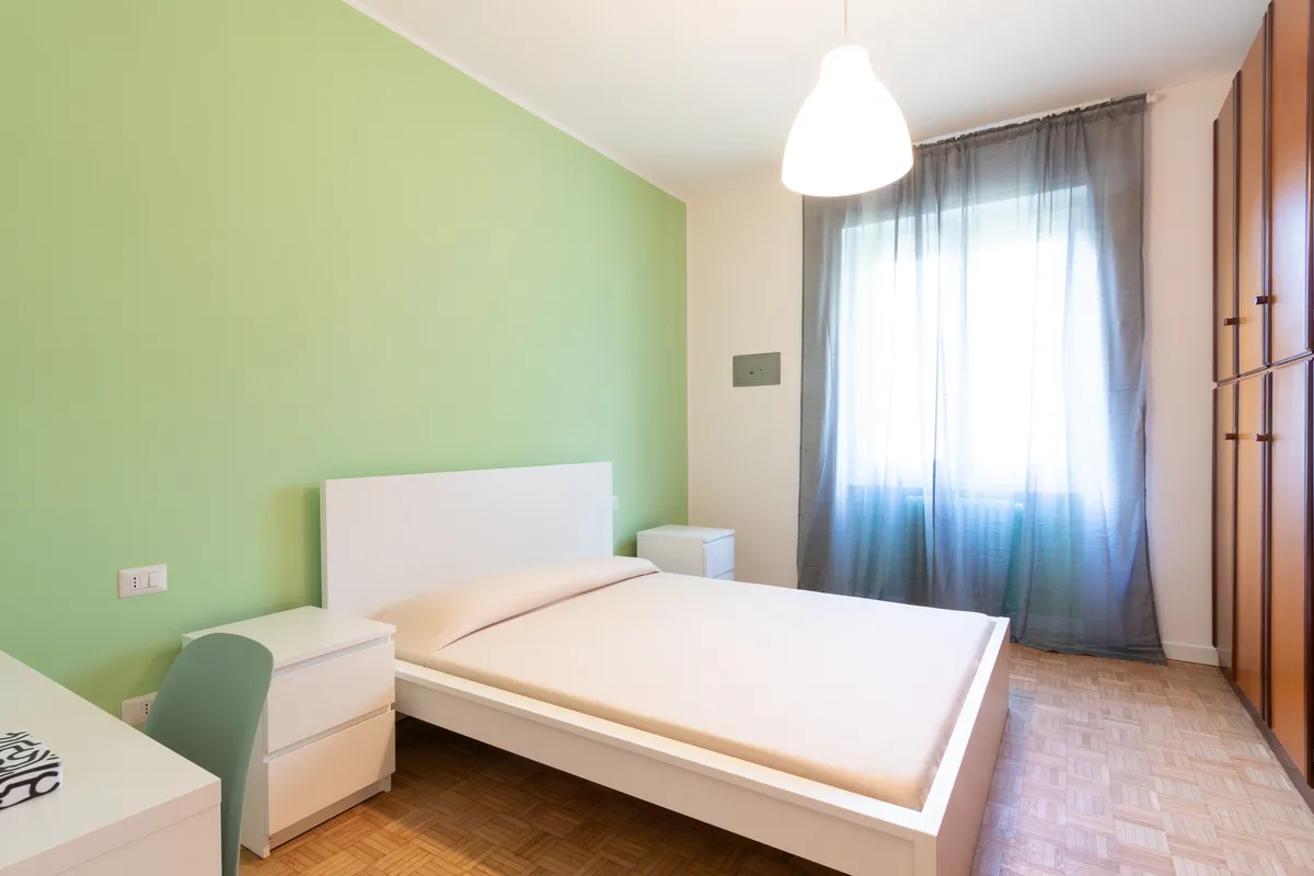 Stanza singola in CADORNA / VERCELLI / WASHINGTON